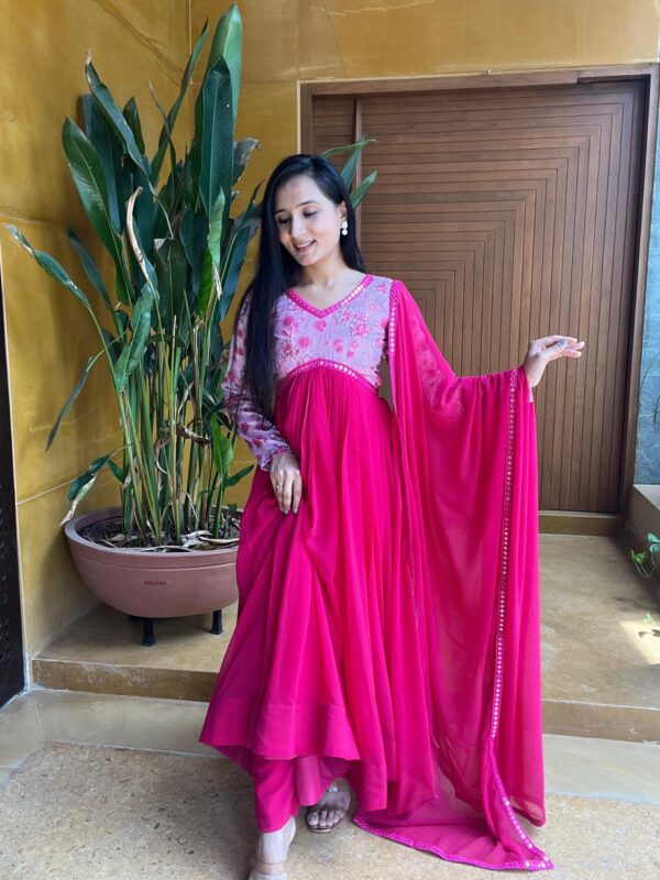 Pink Color Printed Georgette Gown - Image 3