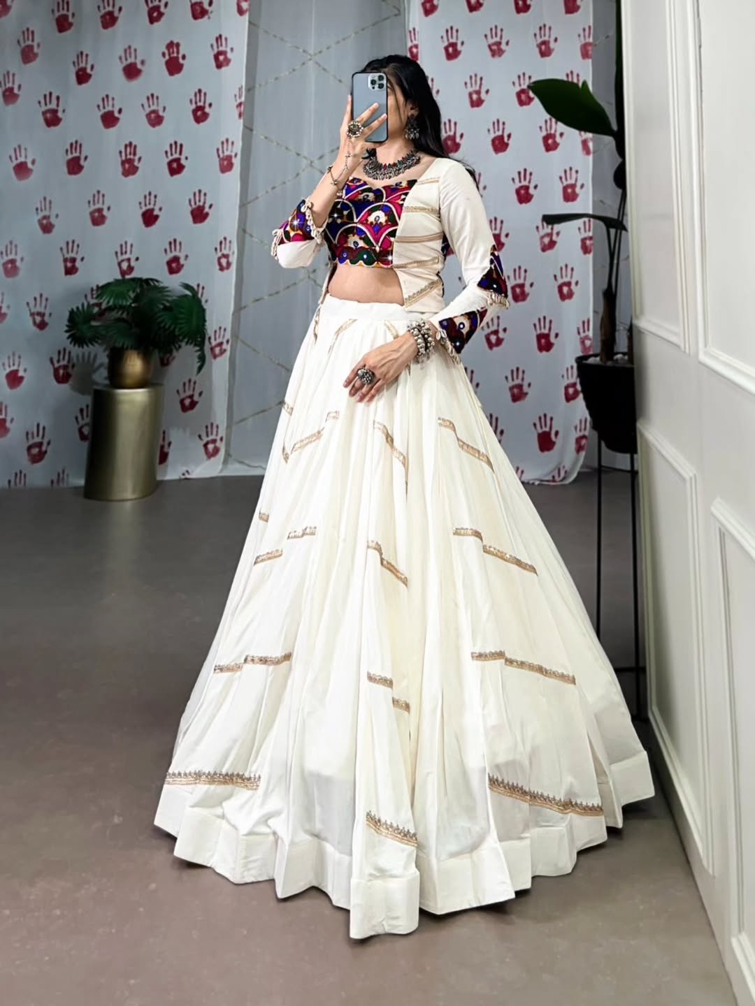 Pastel Pink Thread Embroidered Crop Top & Palazzo Set with Net Dupatta - Image 6