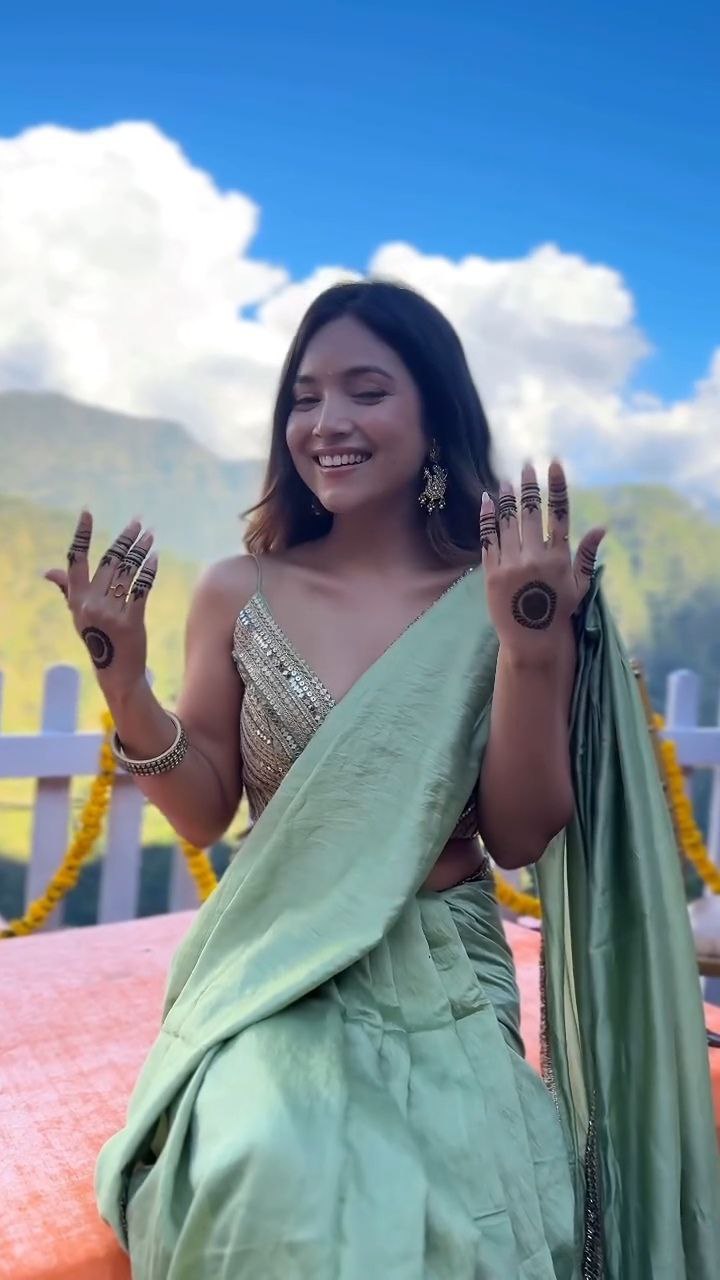 Pistachio Green Satin Saree with Embellished Border and Blouse - Image 2