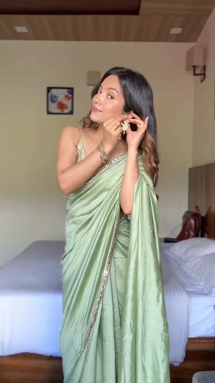Pistachio Green Satin Saree with Embellished Border and Blouse - Image 4