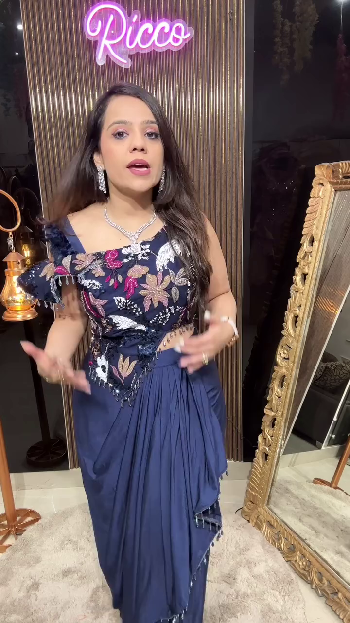 Embroidered Rust Orange Net Saree with Floral Blouse - Image 4