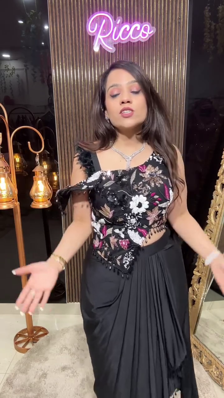 Embroidered Rust Orange Net Saree with Floral Blouse - Image 10