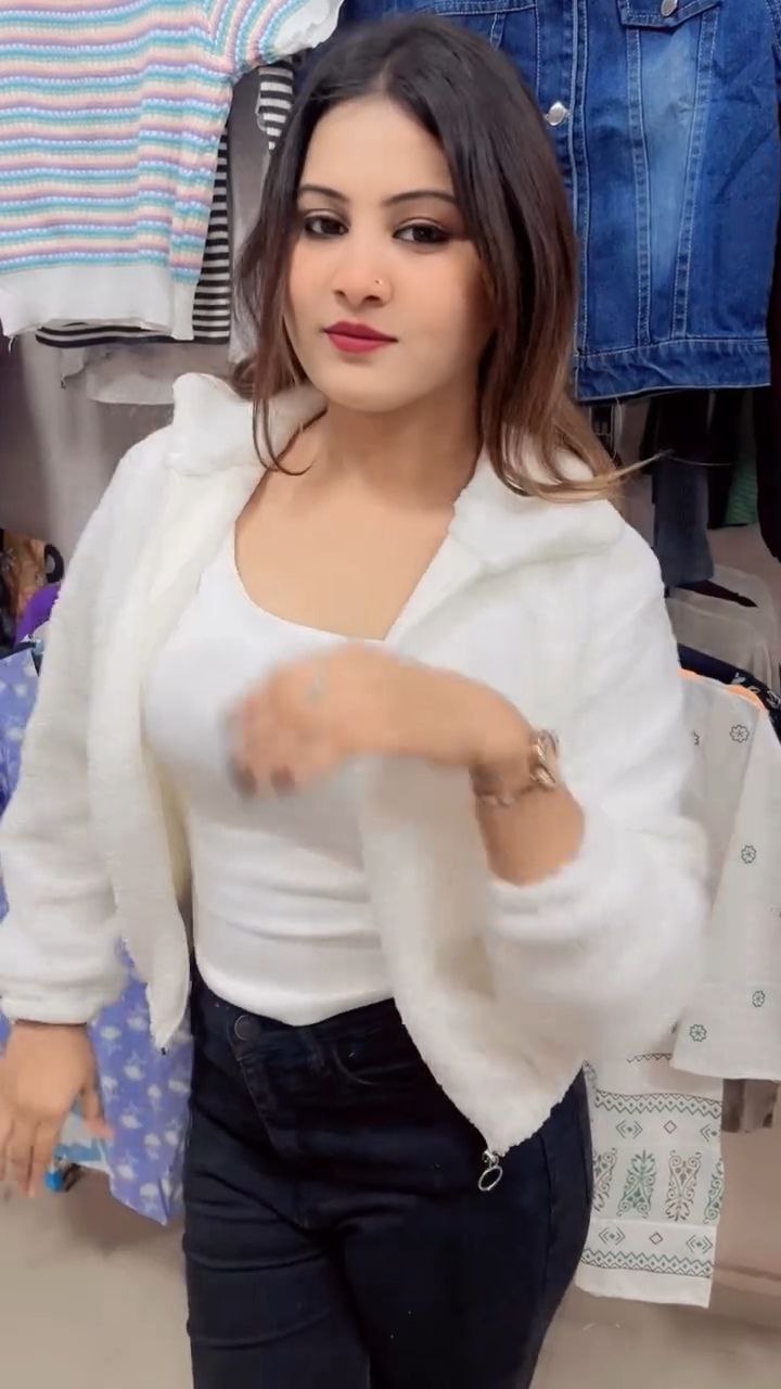 Women’s Luxe Faux Fur Winter Jacket - Image 3