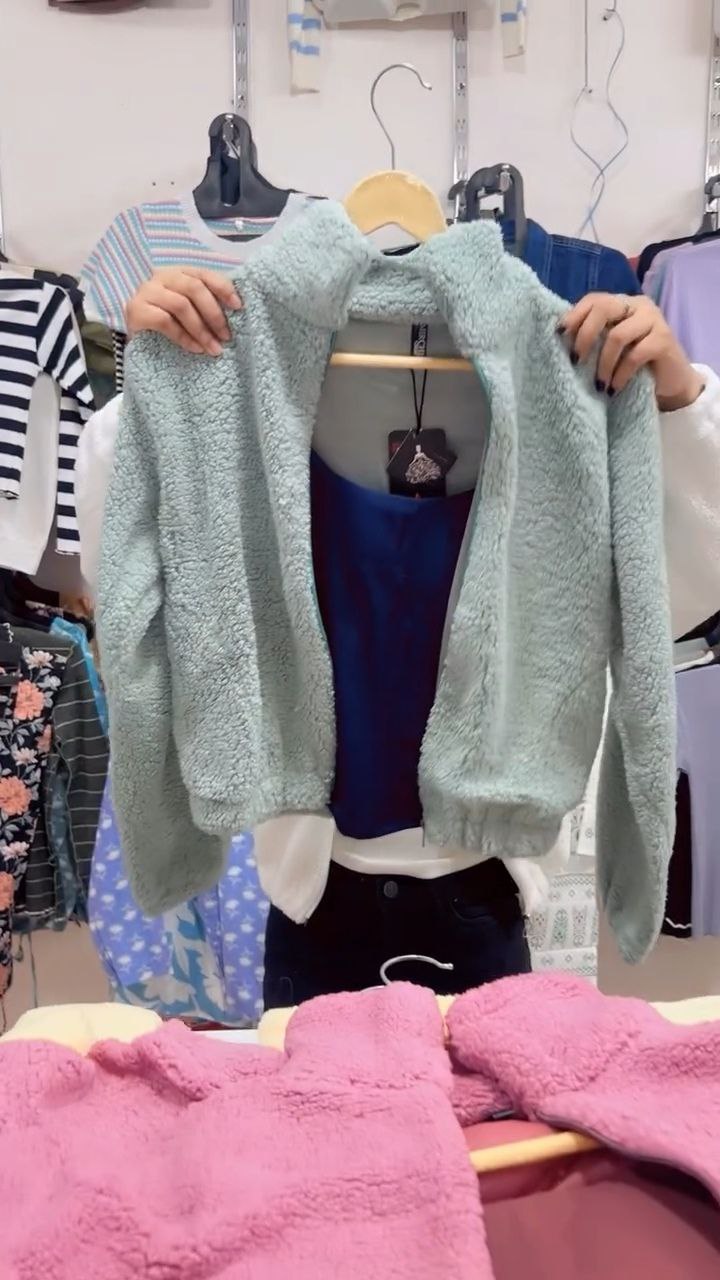 Women’s Luxe Faux Fur Winter Jacket - Image 6