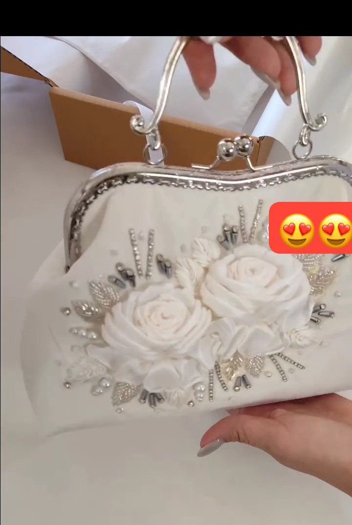 Elegant Floral Embroidered Clutch with Top Handle - Image 4