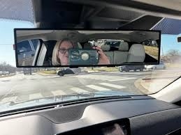 Digital Rearview Mirror with Integrated Dash Camera - Image 3